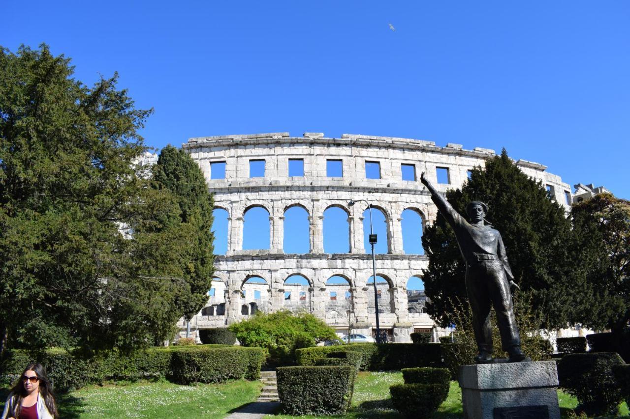 Apartment Trixi Pula Exteriér fotografie